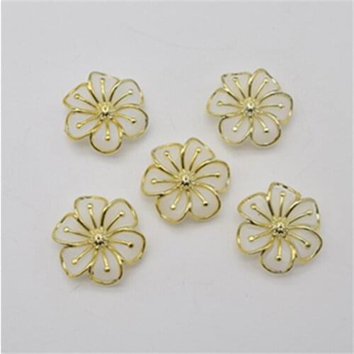 100PCS White Flower style Sewing plastic Button For Clothing bag headwear Flower Wedding Bride Makeup DIY Corsage headwear