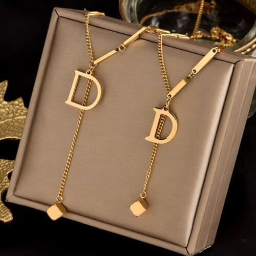 Colorfast 316L stainless steel necklace, letter D tassel pendant, light luxury, simple and fashionable gift jewelry for women