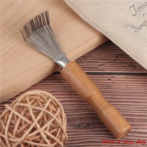 1PCS Comb Cleaner Hair Brush Comb Cleaner Tool Wooden Delicate Cleaning Removable Handle Embeded Tool 5 styles