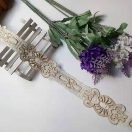 2 yds Embroidered Flower Lace Ribbon Trims for Costumes Sofa Home Textiles Curtain Trimmings Dress Applique Polyester 4 cm