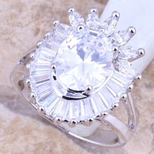 Delightful White CZ Silver Plated Womens Ring Size 6 / 7 / 8 / 9 R1396