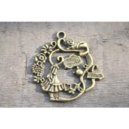 5pcs--Antique bronze Lovely Alice in Wonderland Wreath Charm Pendant 42x43mm