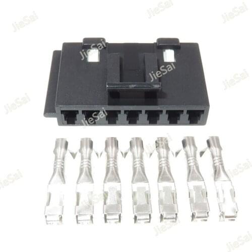 7 Pin Automotive Air Conditioning Wire Connector Car Blower Fan Female Socket