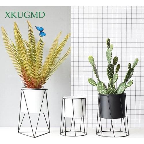Simple Geometric Flower Pot Home Living Room Green Plant Triangle Frame Office Desktop Iron Flower Frame Decoration