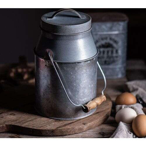 Retro Iron Jar Metal Vase with Handles Lid Handmade Storage Jar Tank Container Kitchen Food Tea Egg Bottle Photography Props