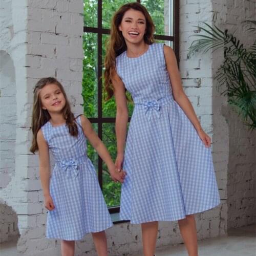 2018 New Hot Family Matching Clothes Set Summer Family Look Clothes Mommy Daughter Son Plaid Dress