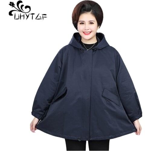 UHYTGF Women Spring Autumn Trench Coat Fashion Hooded Casual Female Short Tops Outerwear Korean Loose Oversized Windbreaker 1281