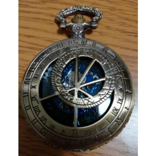 Vintage Bronze Hollow Roman Dial Steampunk Pocket Watch Mechanical Hand Wind Skeleton Men Women Gift With Chain