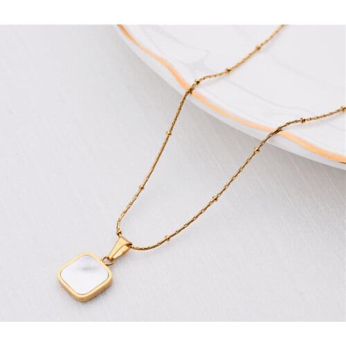 Trendy Classic Black White Square Shell Pendant Women Necklace Ladies No fade Stainless Steel Chokers Necklaces Female Jewelry