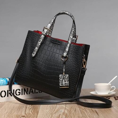 Genuine Leather Handbag Red Crocodile Patent Leather Tote Bag Women Handbags Luxury Women Bags Designer Crossbody Shoulder C825
