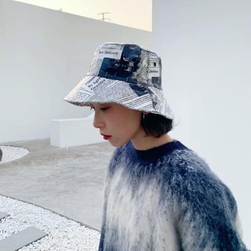Summer Outdoor Stylish Plastic Waterproof PVC Women Rain Bucket Hat High Quality Recycle Newspaper Pattern Reversible Basin Cap