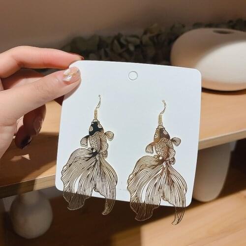 Fashion Design Koi Fish Dangle Earrings Metallic Hollow Goldfish Earrings Fashion Big Earrings for Women Jewelry New Earrings