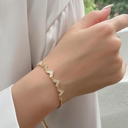 Trendy Women Bracelet Golden Color Wear-resistant Rhinestone Inlaid Adjustable Accessories Heart-shape Design Bangle for Party