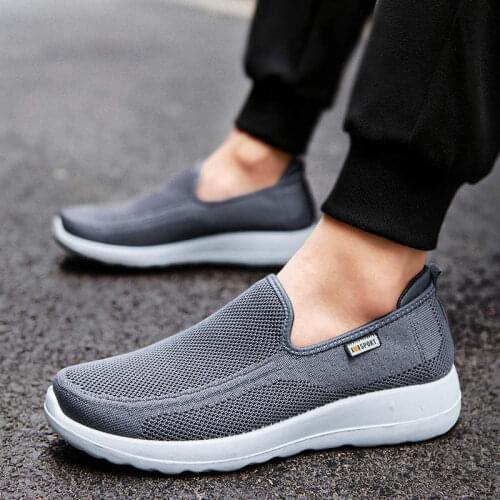 Soft Sole Platform Sports Shoes Wearable Mens Sandal Winter Sneakers Men 2021 Whitte Non Leather Casual Shoes Surfing Tennis