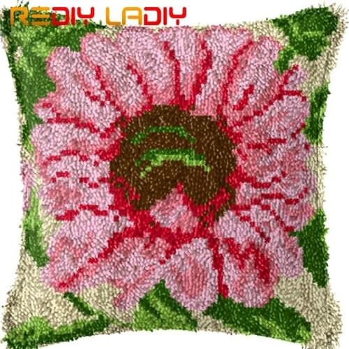 DIY Latch Hook Cushion Pink Sunflowers Pillow Case Pre-Printed Canvas Acrylic Yarn Latched Hook Pillow Crochet Cushion Cover Kit