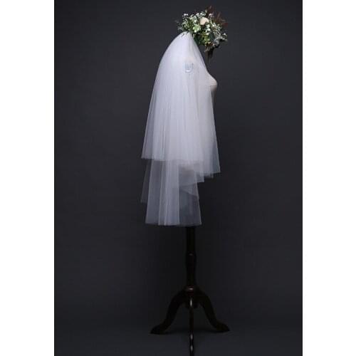 2018 Newest Two Layers Cut Edge Soft Tulle Short Wedding Veil Bridal Chapel Veil With Comb