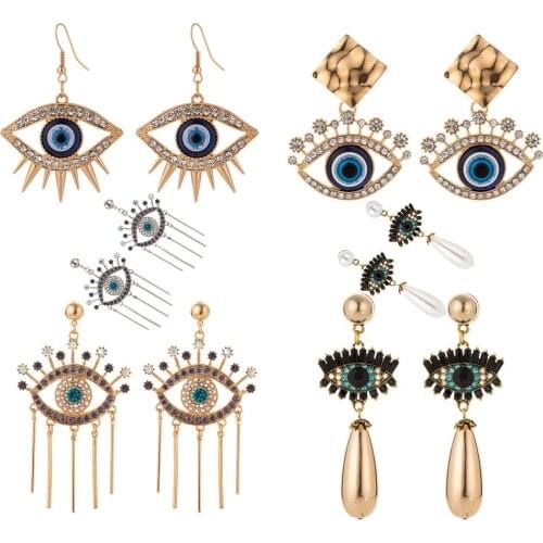 Exquisite Eye Shape With Inlaid Rhinestone Pendant Earrings Cutout Eyes Eardrop Cheap Wholesale Ladies Everyday Party Earrings