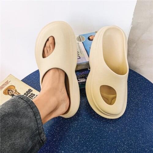Unisex Garden Shoes Luxury Brand Summer Sandals Women Breathable Slides Fashion Outdoor Slippers Big Size 47 Lady Flats Slipon