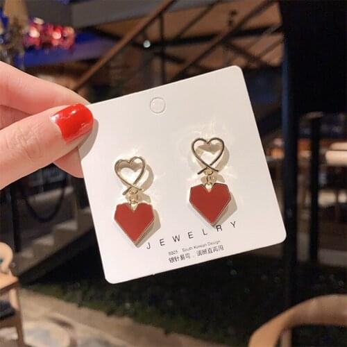 Cute Red Metal Drop Earrings For Women Gifts Vintage Gold Color Red Heart Oil Dangle Earrings New Fashion Jewelry Dropshipping