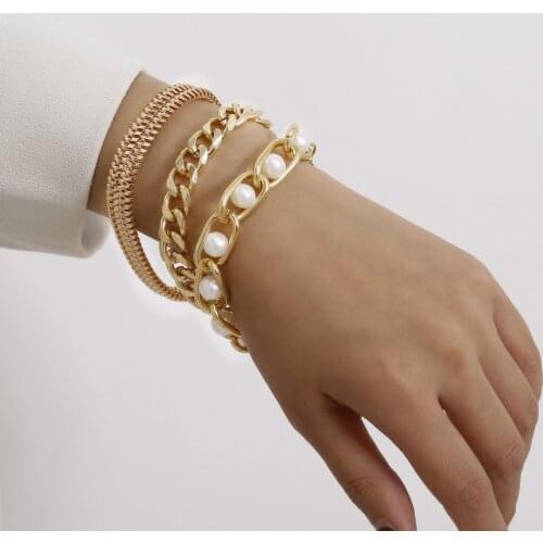 TRADE GO Bracelets With Charms