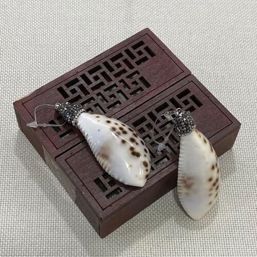 Exquisite Shell Pendant Inlaid Necklace Earrings Bracelets Jewelry Accessories Ladies DIY Couple Creative Combination Gift