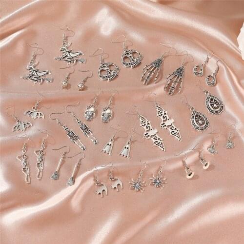 Classic Design Skull bat Pumpkin spider Pendant Earrings For Women Men Fashion Geometric Drop Ear Jewelry Halloween Party Gifts