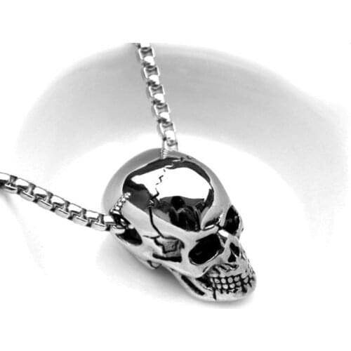 Punk Stainless Steel Three-dimensional Skull Pendant Necklace Men Hip Hop Rock Personality Long Mens Necklace Halloween Jewelry