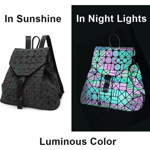 Luminous Women Backpack Female Geometric Sequins school backpacks for girls teenagers Bagpack backpack schoolbag Holographic