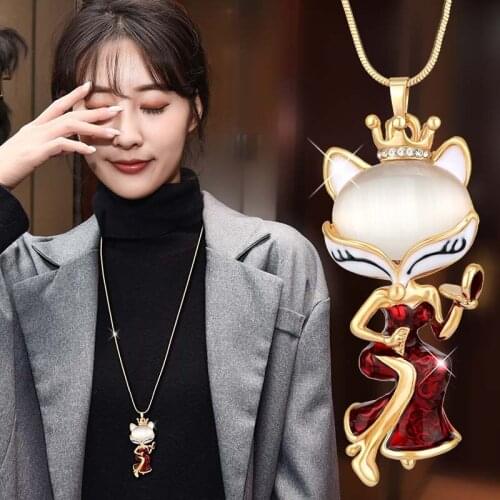 Exquisite Opal Cute Red Dress Little Fox Sweater Chain Crown Head Sexy Enchanting Fashion Pendant Necklace Woman Bijoux