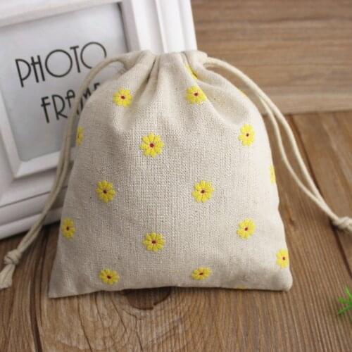 Yellow Daisy Linen Jewelry Gift Pouch 8x10cm 9x12cm 11x14cm 13x17cm pack of 50 Party Candy Drawstring Bags