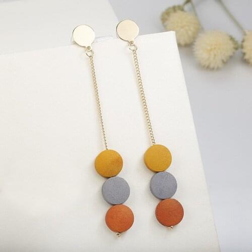 2020 New Simple Wooden Color Disc Tassel Earrings for Women Personality Long Stitching Dangle Earrings Female Jewelry