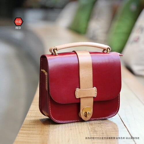 2021 New Design Small Square Bag Fashion Leather Crossbody Bag Exquisite Female Retro One-Shoulder Bag For Women