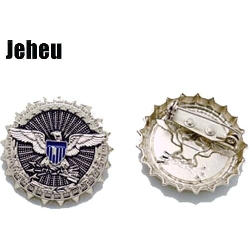 Vintage British College Style Pin Brooch Metal Beer Bottle Cap Eagle Badge Decorative Cork Bar Medal Pin Jewelry Ornament