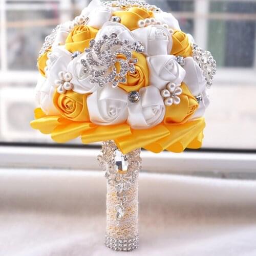 Handmade Europe Style Elegant Pearl Silk Wedding Flowers Bouquets Crystal Sparkle Bouquet Bride Bridesmaid Wedding Bouquet