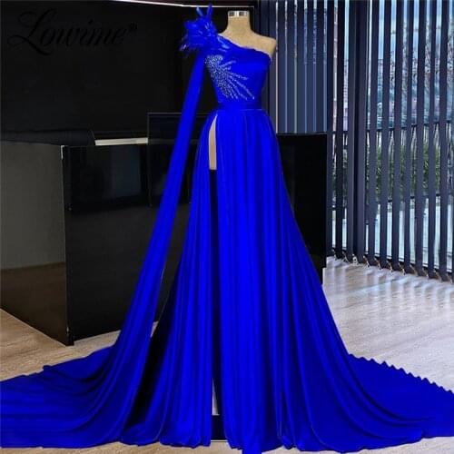 Lowime Royal Blue Feathers One Shoulder Long Party Dress Robe De Soiree 2021 Dubai Arabic Beaded Handmade Evening Prom Dresses