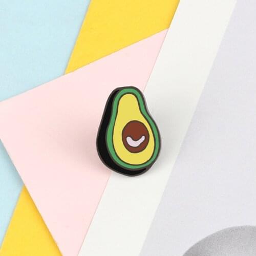 Green Cartoon Avocado Brooches Cute Fresh Fruit Enamel Pins Bag Clothes Lapel Pin Badges Funny Women Men Fashion Jewelry Gifts