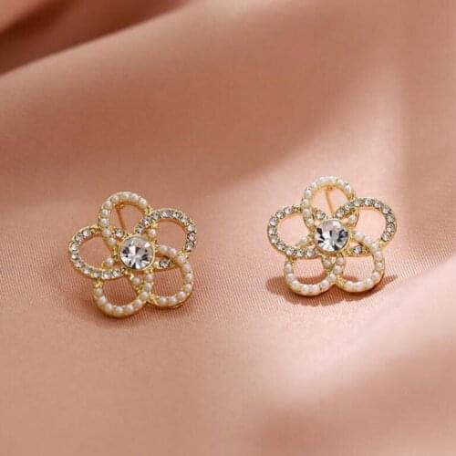 Fashion New Cute Little Flowers Imitation Pearl Petals Stitching Flower Earrings Super Fairy Earrings Earrings Gift