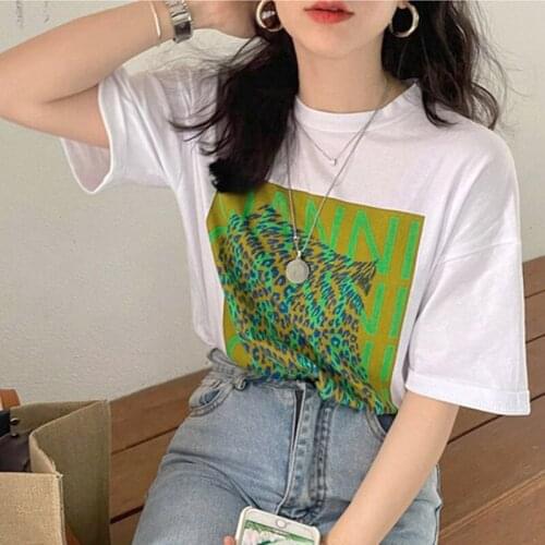 2021 Graphic Tees Leopard T Shirt Women O Neck Short Sleeve Casual Loose Tshirts Summer New Fashion High Street Camisetas