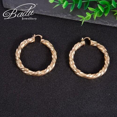 Badu 5.9CM Big Gold Hoop Earrings for Women 2021 Hollow Out Copper Twisted Earrings Trendy Party Jewelry Accessories Gift