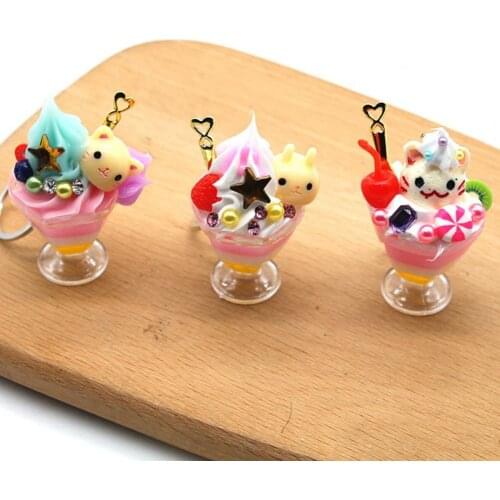Key Chain Ice Cream Cupcake Shape Key Accessory Portable Cartoon Shape Keychain Bag Pendant for Backpacks