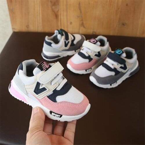 DisneySpring autumn period and the new 2021 private baby children running shoes breathable shoes non-skid children running shoes