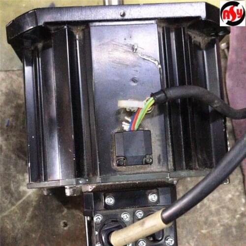 Robot AC Servo Motor SGMRS-12A2B-YR11 Used Tested Working