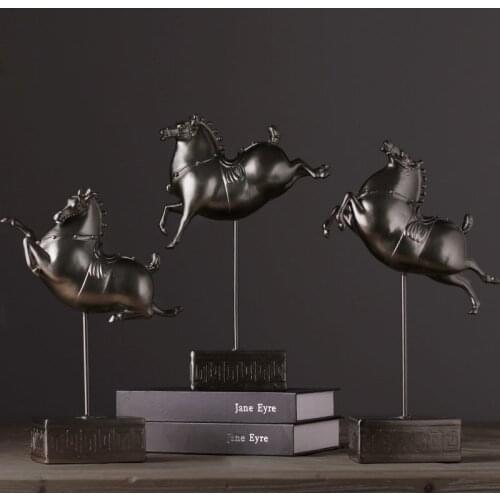 BUSINESS GIFTS MASCOT LUCKY HORSE SCULPTURE HANDMADE RESIN FIGURINES FOR HOME DECORATION ACCESSORIES TV CABINET DISPLAY ORNAMENT