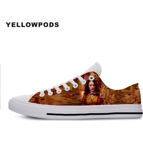 Mens Casual Shoes Hot Sale New 2 Broke Girls Max Caroline Men Breathable Canvas Walking Man Shoes Chaussure Homme Factory Sales