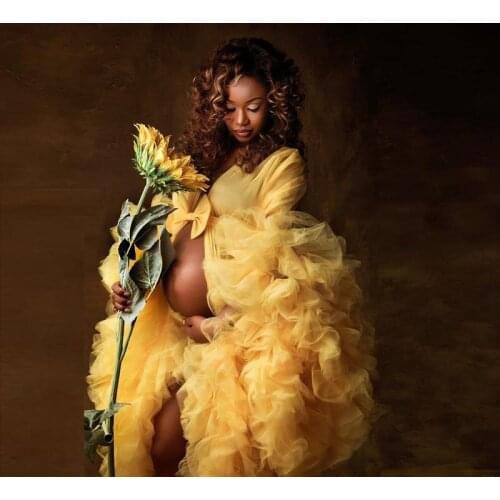 2021 Sexy Women Maternity Robe Pregnancy Ruffles Tiered Tulle Bathrobe Sleepwear Illusion Bridal Robe Celebrity Nightgowns