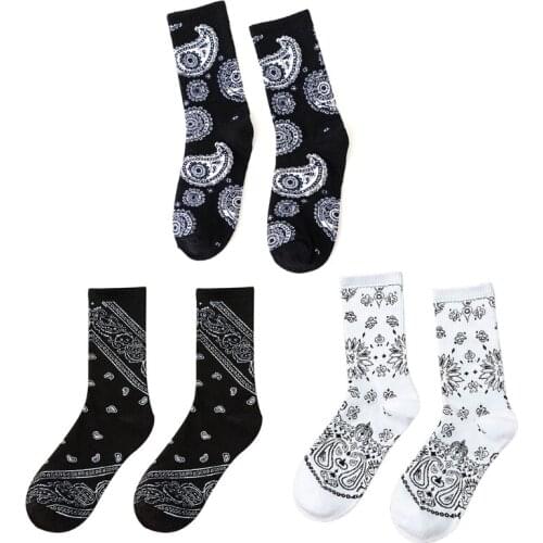 Women Men Ethnic Paisley Floral Print Crew Socks Harajuku Hip Hop Black White Street Skateboard Sport Cotton Hosiery