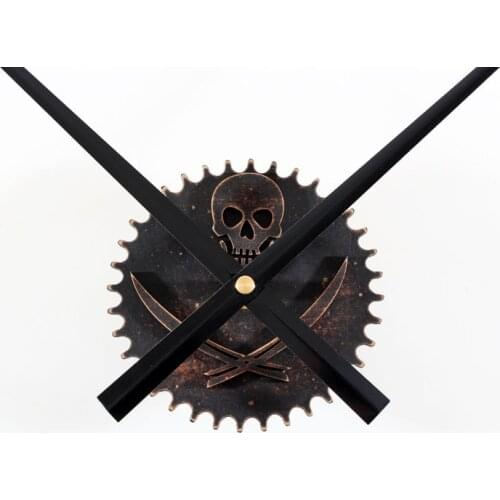 Extra Large Pointer Retro Old Wood Pirate Skull DIY Wall Clock Movement Creative Gear Clock Cariibean Pirate Black Pointer