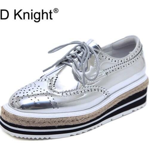 Spring Women Oxford Shoes Patent Leather Flat Platform Woman Sneakers British Square Toe Female Oxford Lace Up Lady Single Shoes