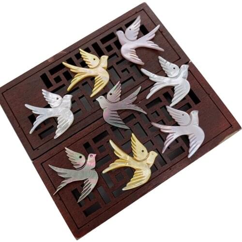 Natural Sea Shell Beads Swallow-shaped Pink White Yellow Black Four-color Loose Spacer Beads DIY Necklace Jewelry Accessories