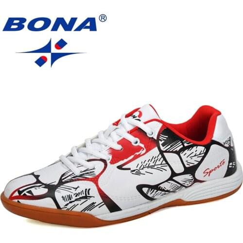 BONA 2019 New Designers Fashion Style Men Outdoor Soccer Shoes Lower Top Football Shoes Man Training Sports Sneakers Shoes Male